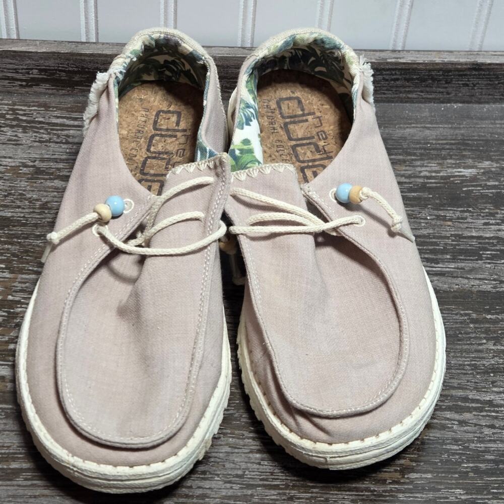 Hey Dude Women's Natural Wendy Canvas Comfort Slip on Sneaker Size 9 - Picture 2 of 6